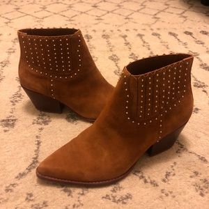 Dolce Vita Brown booties